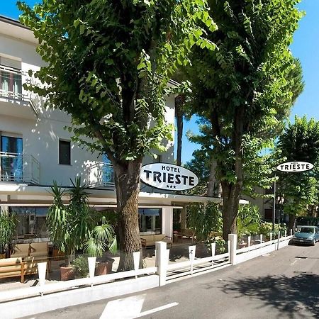 Hotel Trieste Cervia Exterior foto